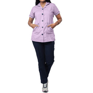Ensembles d'uniformes de gommage de haute qualité de couleur rose et bleue avec boutons à pression, coupe et poches confortables | Summer Hospital Scrubs - Product Image 1