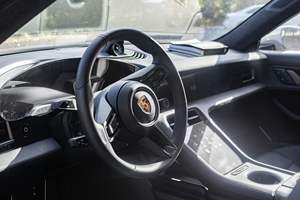 P-o-r-s-c-h-e Taycan Turbo S AWD Plus 2024 Usado en Buen Estado, Sin Accidentes, Volante a la Izquierda/Derecha - Product Image 4