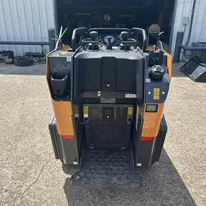 Boîtier d'occasion robuste TL100 Mini Skid Steer disponible en stock livraison rapide garantie acheter cet équipement de construction compact - Product Image 6