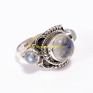 Bague vintage en pierre de lune triple cabochon, bague en argent sterling 925, bijoux bohème faits à la main, cadeau unisexe pour femmes - Product Image 6
