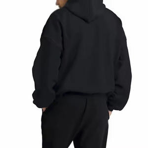 Nouveaux sweats à capuche de couleur unie épaissie pour hommes et femmes d'hiver en gros et personnalisés sweats à capuche de style de rue - Product Image 3