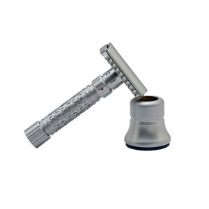 Flexi Open Comb Acero inoxidable Doble filo Maquinilla de afeitar clásica ajustable Madhav Metal Marca de proveedor indio - Product Image 1