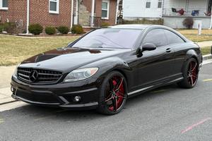 Mercedes-Benz CL63 AMG 2008, 6,2 litres V8, très bien équipé avec sièges en cuir, toit ouvrant panoramique, caméra arrière 360°, conduite à gauche - Product Image 5