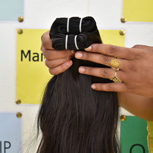 Extensions de cheveux humains Remy indiens 100% naturels de qualité supérieure, sans nœuds, cuticules alignées, lisses, vente en gros - Product Image 1