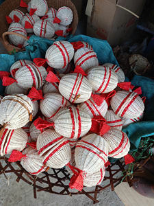 Les jouets en forme de bonbon en rotin naturel sont des jouets pour les jeunes enfants - Product Image 5