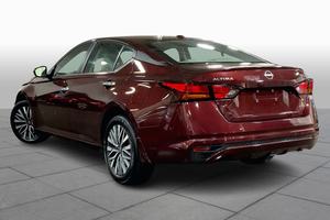 Nissan Altima 2.5 SV AWD 2024 Usado - Listo para Enviar - Product Image 5