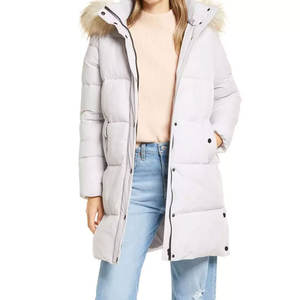 Blouson aviateur en velours pour femmes Blouson aviateur court de style confort de luxe pour femmes Blouson aviateur élégant et moderne pour l'hiver - Product Image 1