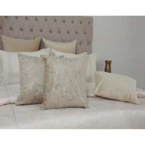 Parures de lit Bellatrix - Housse de couette et taies d'oreiller - Collection de literie confortable de qualité supérieure - Product Image 1