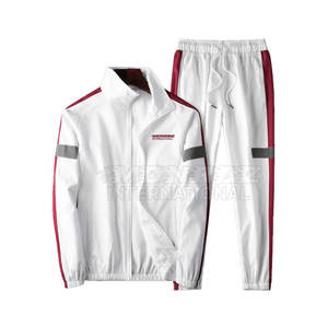 Trajes de calentamiento personalizados para hombre Conjunto de 2 piezas Chaqueta de chándal y joggers Fabricante de ropa deportiva OEM Traje de calentamiento atlético para hombre - Product Image 1