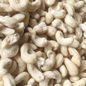 Manufacturing Raw Cashew <b>Nuts</b> Cashew <b>Nuts</b> Vietnam Cashew <b>Nuts</b> Wholesale Exported To Asia, Eu, Middle East - Product Image 1