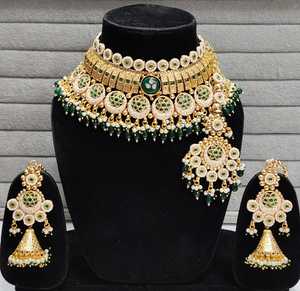 Collier ras de cou vert Kundan inspiré de Sabyasachi, bijoux de mariée pakistanais, collier traditionnel Polki Kundan, collier en moissanite - Product Image 1