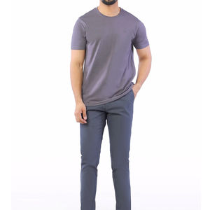 Camisetas de algodón de alta calidad para hombre, patrón sólido informal, precio de fábrica con impresión de logotipo personalizado hecho en Pakistán - Product Image 2