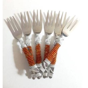 Ensemble de fourchettes en acier inoxydable avec poignée micro perlée de couleur orange, parfait pour les ustensiles de cuisine à domicile, les hôtels et les restaurants. - Product Image 1