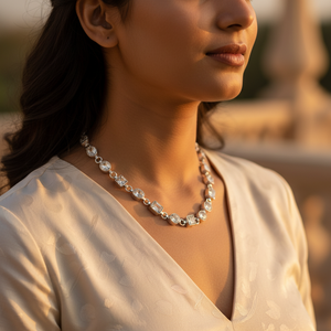 Collier chaîne en pierres précieuses argentées pour femmes, à porter au quotidien, plaqué or 18 carats et or blanc, style religieux tendance, bijoux - Product Image 1