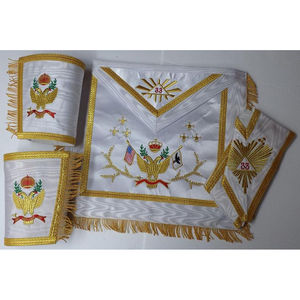 Delantal Masónico Auténtico de Piel de Cordero Blanca |   Diseño Tradicional de la Masonería Azul |   Bordado a Mano de Alta Gama |   Logotipo Personalizado para Hoteles - Product Image 5