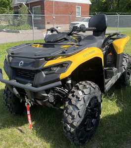 Can-Am Outlander MAX DPS 700 2024 - Product Image 1