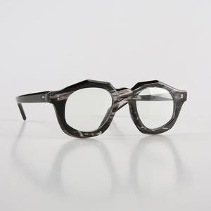 Monturas Ópticas Hechas a Mano con Cuerno de Búfalo para Gafas - Product Image 4