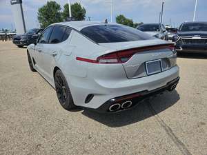 Kia Stinger GT2 2023 à succès, bi-turbo, essence premium, V-6 - Product Image 3