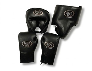 Ensemble de boxe personnalisé fait main en cuir véritable, sans boxe il n'y a pas de vie, comprenant des gants, un protège-tête et un protège-guêtres, équipement d'entraînement de protection. - Product Image 1