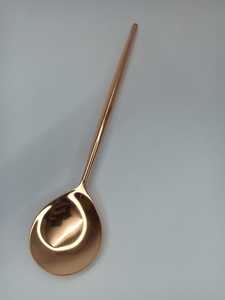 Juego de cubiertos modernos de lujo Acabado en cobre Utensilios de acero inoxidable para bodas y fiestas para servir alimentos - Product Image 5