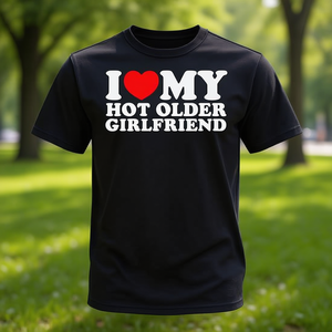 T-shirt « I Heart My Hot Girlfriend Gf » - « I Love My Hot Older Girlfriend » - T-shirt promotionnel - Product Image 3