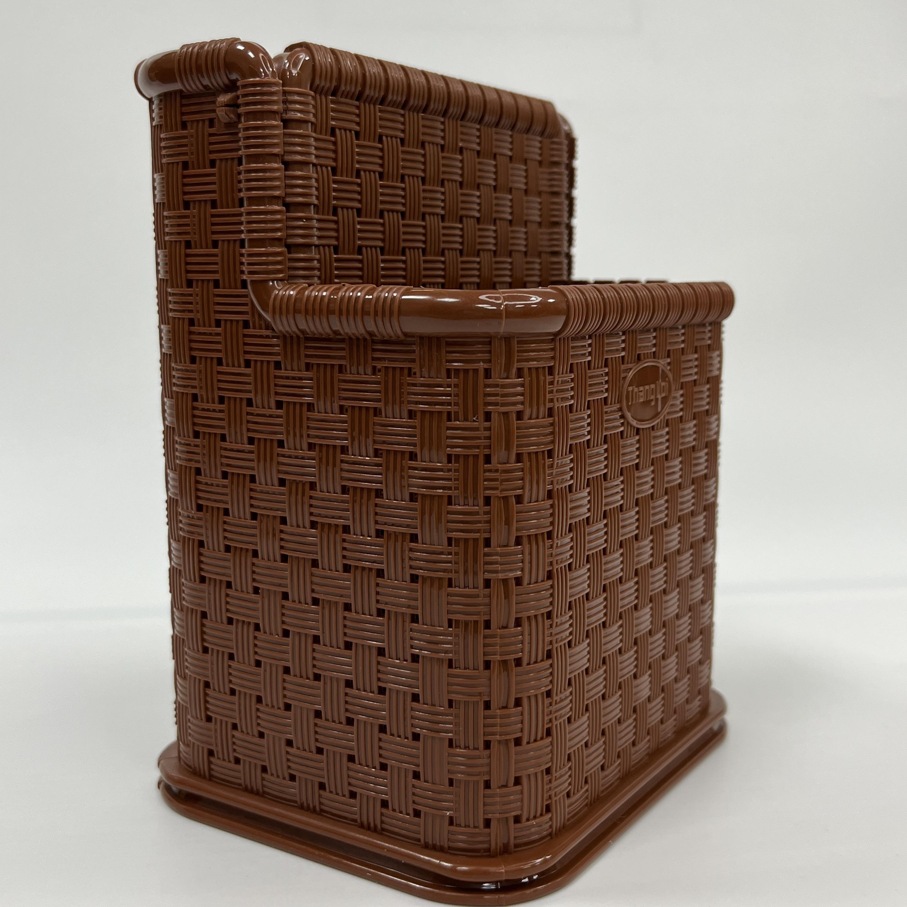 ไม้สีน้ำตาล