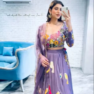 Designer lourd Georgette Lehenga Choli Style traditionnel fête porter filet lourd Dupatta chinois Sequnce travail indien pakistanais - Product Image 1