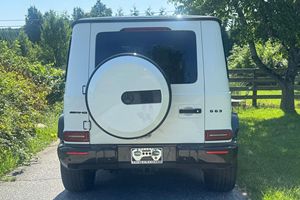 AMG G63 2021 con Motor V8 Biturbo, Tracción en las Cuatro Ruedas Permanente, Equipamiento Completo, Sin Modificaciones - Product Image 3