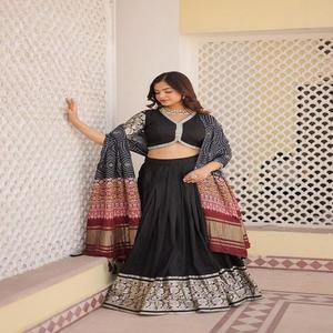 Nouveau 2024 nouveauté dernière collection belle robe viscose Lehenga Choli & Dupatta avec fournisseur de travail jacquard de l'inde - Product Image 1
