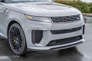 Sport P635 SV Edition Two 2025 ~1,600 Millas, Motor V8 Twin-Turbo de 626 hp, Tracción en las Cuatro Ruedas, Sin Modificar - Product Image 6