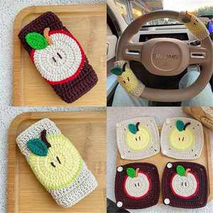 Funda de Volante de Coche de Algodón Tejida a Mano con Diseño de Manzana, Origen China, Protector de Hombro y Funda de Palanca de Cambios - Modelo Akki 1 - Product Image 3