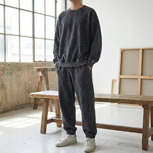 Sudadera con Capucha de Felpa de Algodón, Estilo Vintage, Corte Holgado, Dobladillo Sin Terminar, Lavado Mineral Estampado en Color Carbón Oscuro - Product Image 1