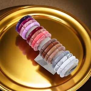 Brazaletes de resina artesanal con flores secas reales, joyería única y llamativa para mujer - Product Image 5