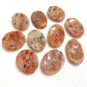 Piedra DE PREOCUPACIÓN DE Rodonita tallada a mano de La India, estatuilla tallada en sombra de estilo budista, recuerdo respetuoso con el medio ambiente - Product Image 6