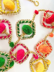 สายรัดปอมปอมสำหรับแขวนผนังสำหรับงานแต่งงานปีใหม่ตกแต่งคริสต์มาสฉากหลังตกแต่งเวทีบ้านหลังโรงเรียนแม่ - Product Image 5