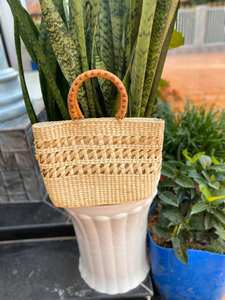 EM, ODM Bolso tejido natural hecho a mano con asa redonda adecuado para la playa de verano, moda femenina Hecho en Vietnam - Product Image 4