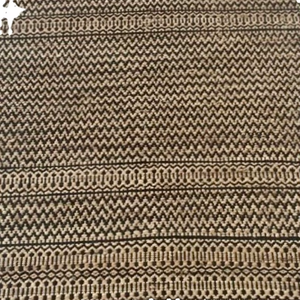 Tapis moderne en laine tissé à la main Curated Spaces - Product Image 5