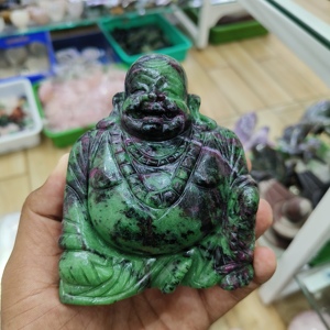 Statues de bouddha riant en cristal de pierre naturelle utilisées dans le Feng Shui attirent le bonheur de la richesse énergétique positive dans la maison ou le bureau - Product Image 3
