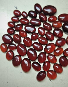 2025 venta al por mayor 100% Natural de alta calidad genuino cristal rojo granate piedras preciosas sueltas suministro a granel tamaño ovalado forma rojo granate lote - Product Image 4