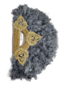 Abanico de plumas de novia blanco perla, tipos florales, decoración de boda y accesorio para despedida de soltera - Product Image 3