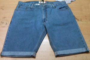 กางเกงยีนส์ขาสั้นผู้ชายสั่งทำขายส่ง OEM ระบายอากาศได้ดี เอวยางยืด แห้งเร็ว สีตามสั่ง โลโก้ด้านหน้า - Product Image 5