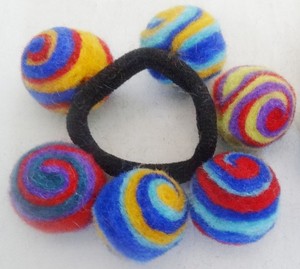 Bandeaux élégants en feutre épais pour ajouter une touche chic à vos accessoires pour cheveux - Product Image 4