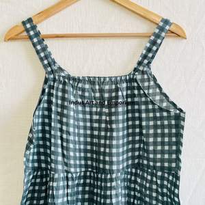 Belle robe en coton à imprimé floral Robe pour un usage décontracté Robe à imprimé à la main - Product Image 5