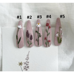 กิ๊บติดผมปักลายสำหรับเด็กผู้หญิงกิ๊บติดผมวินเทจเครื่องประดับผมแบบปักลายดอกไม้หรูหราของขวัญผลิตในเวียดนาม - Product Image 3