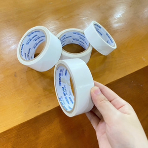 Bâton de ruban adhésif double face fabriqué au Vietnam pour une tenue solide et fiable de tous vos projets d'étiquettes d'emballage créatifs - Product Image 3