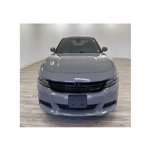 Dodge Challenger avec capot Shaker, style classique et performance puissante. - Product Image 2