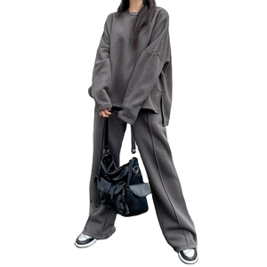 Ensemble de jogging pour femmes en ligne Vente en gros de haute qualité Ensemble de jogging pour femmes baggy surdimensionné 2 pièces Survêtements de créateur - Product Image 5