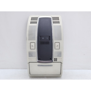ไฟเพดาน AUDI A6 Avant Serie C6 (4F5) 4F0947135B (04>12) - Product Image 1