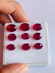 Ensemble de rubis de qualité AAA de 9 pièces avec pierres précieuses naturelles et lustre parfait, magnifiquement chauffé et traité pour la fabrication de bijoux certifié IGI - Product Image 5