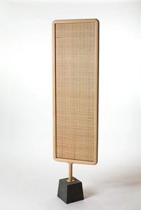 Paravent ovale en rotin avec cadre en laiton, écran de confidentialité pliable élégant, séparateur moderne pour la maison et le bureau, cloison pliante élégante - Product Image 5